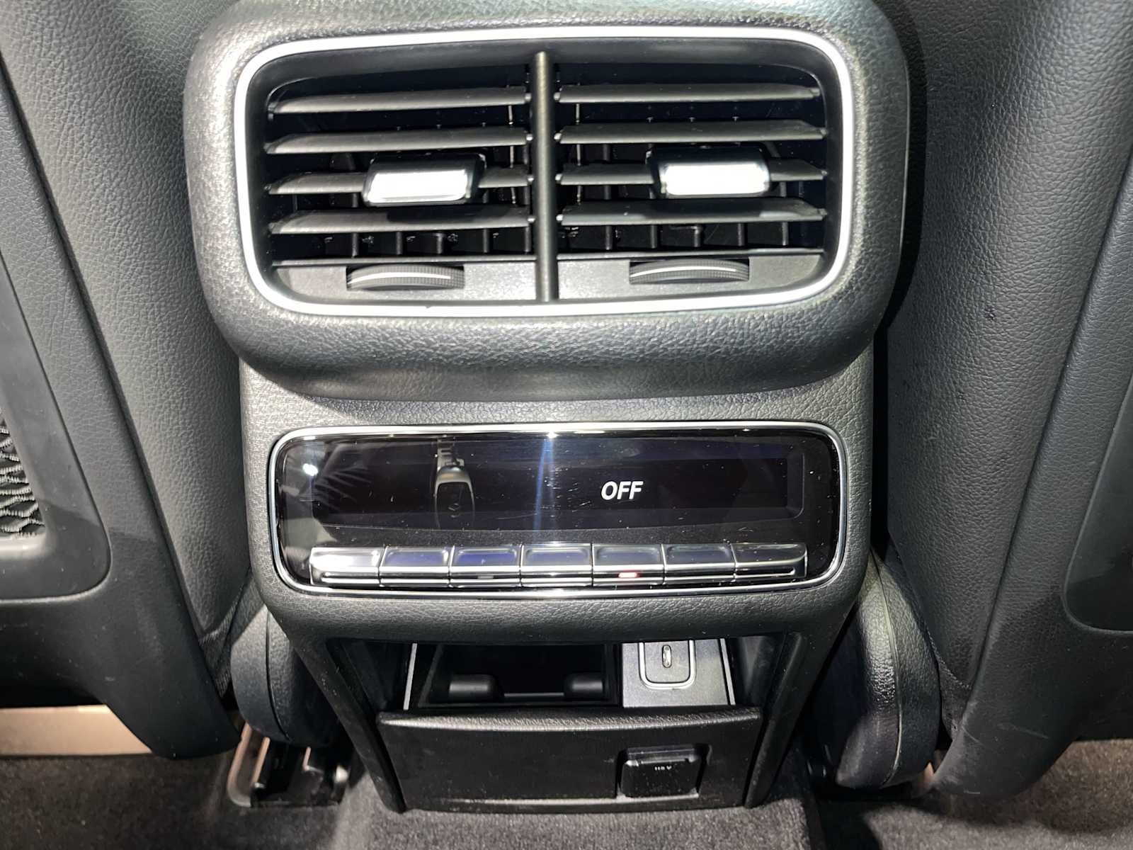 Used 2022 Mercedes-Benz GLS 450 4MATIC image 25