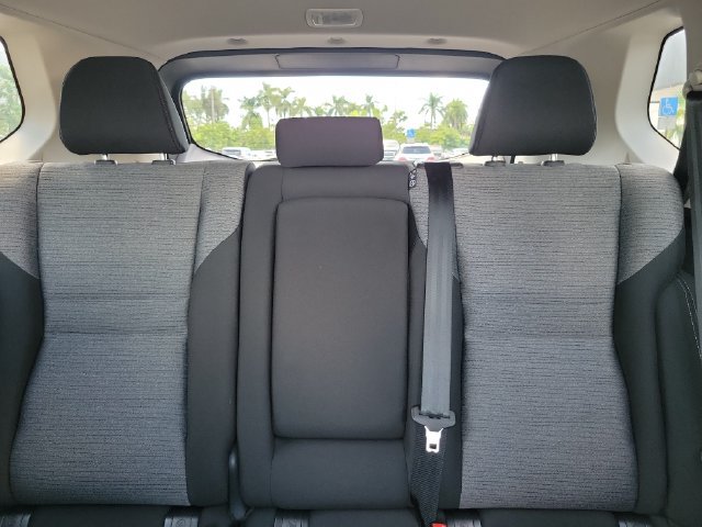 Used 2023 Nissan Rogue SV FWD image 27