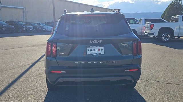 Used 2022 Kia Sorento S image 7