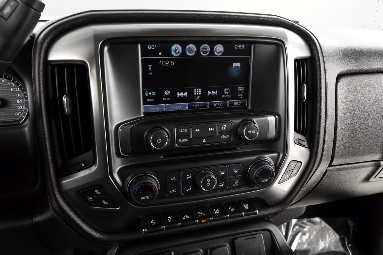 Used 2018 Chevrolet Silverado 2500 LTZ image 19