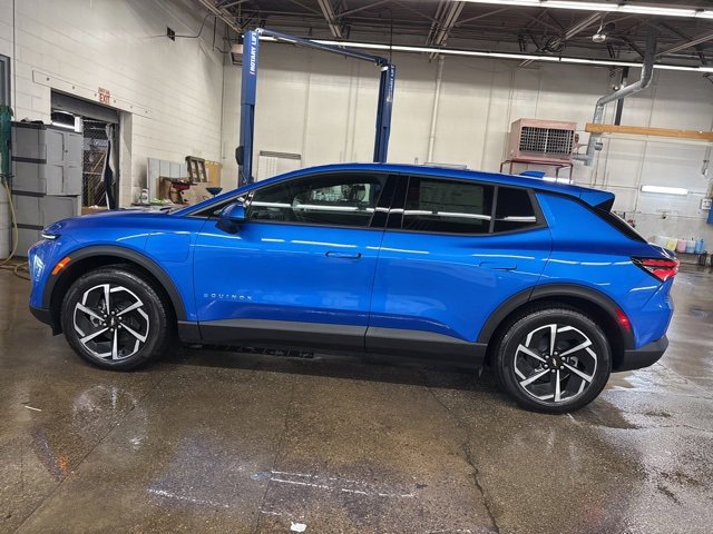 New 2026 Chevrolet Equinox EV LT image 3