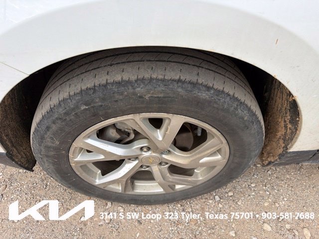 Used 2021 Chevrolet Equinox LT FWD image 4