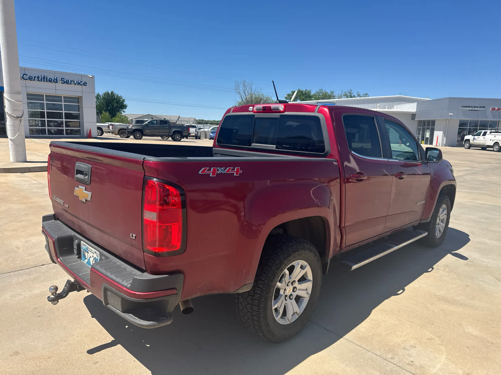 Used 2018 Chevrolet Colorado LT w/ LT Convenience Package AWD/4WD image 8