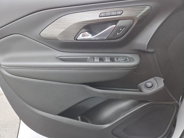 Used 2023 GMC Terrain SLT w/ Elevation Edition FWD image 31