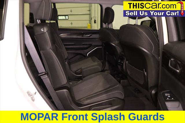 Used 2022 Jeep Grand Cherokee L Laredo w/ Luxury Tech Group I image 25