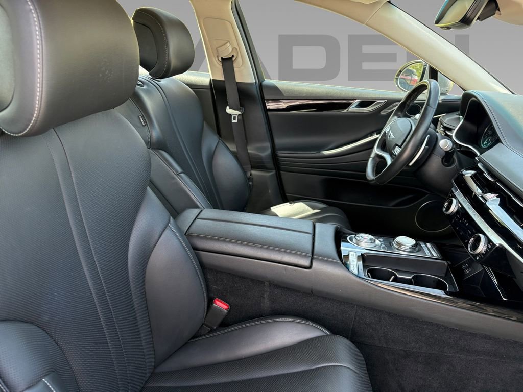 Used 2023 Genesis G80 2.5T image 8