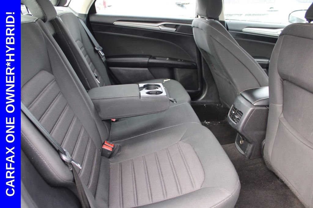 Used 2019 Ford Fusion SE FWD image 23