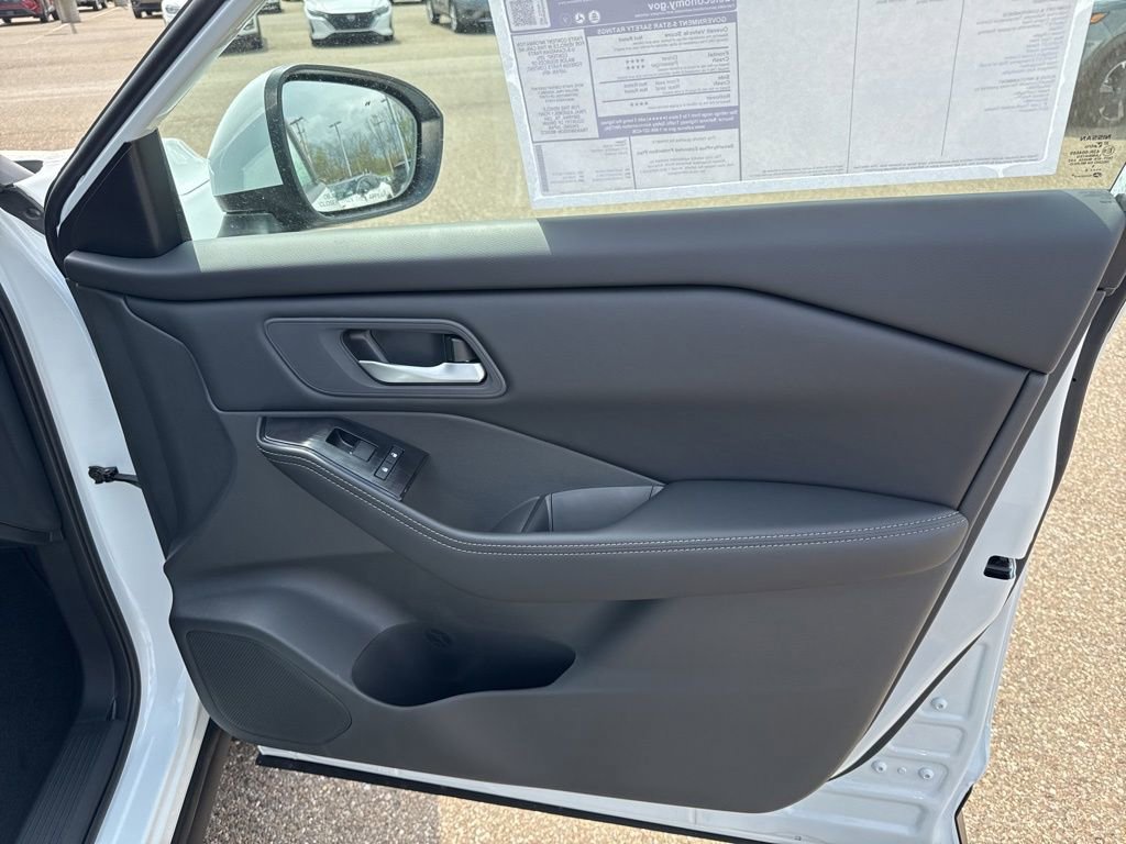 New 2026 Nissan Rogue SV image 29