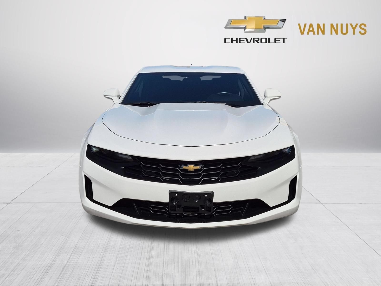 Used 2020 Chevrolet Camaro LT RWD image 2