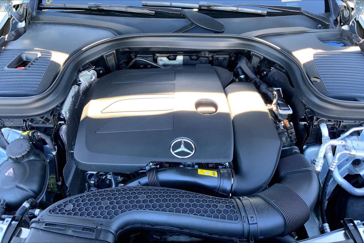 Used 2021 Mercedes-Benz GLC 300 4MATIC image 31