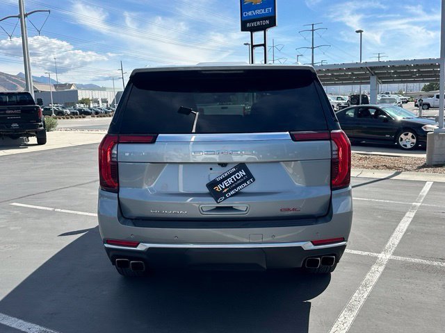 Certified 2025 GMC Yukon Denali AWD/4WD image 5