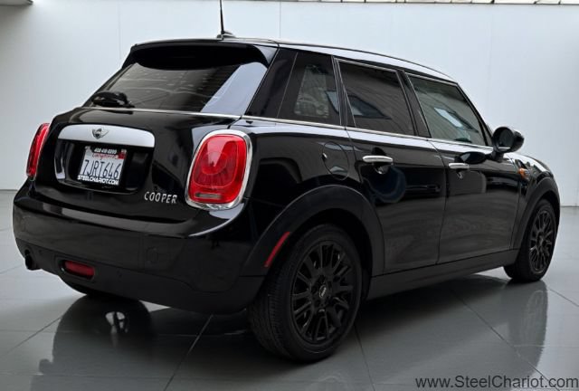 Used 2015 MINI Cooper 4-Door Hardtop FWD image 4