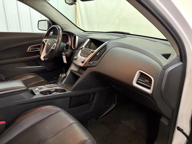 Used 2017 Chevrolet Equinox LT w/ Sport Edition image 21