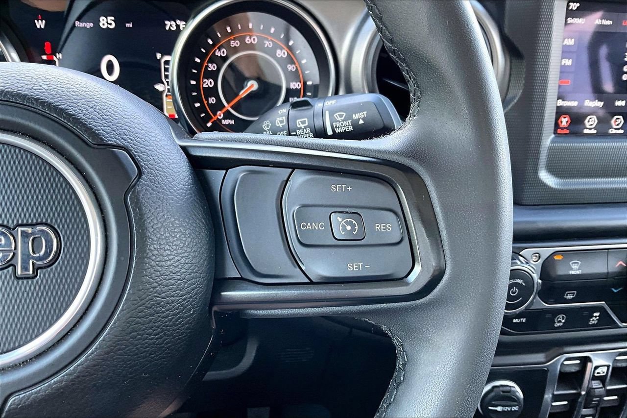 Used 2023 Jeep Wrangler Unlimited Sport AWD/4WD image 28