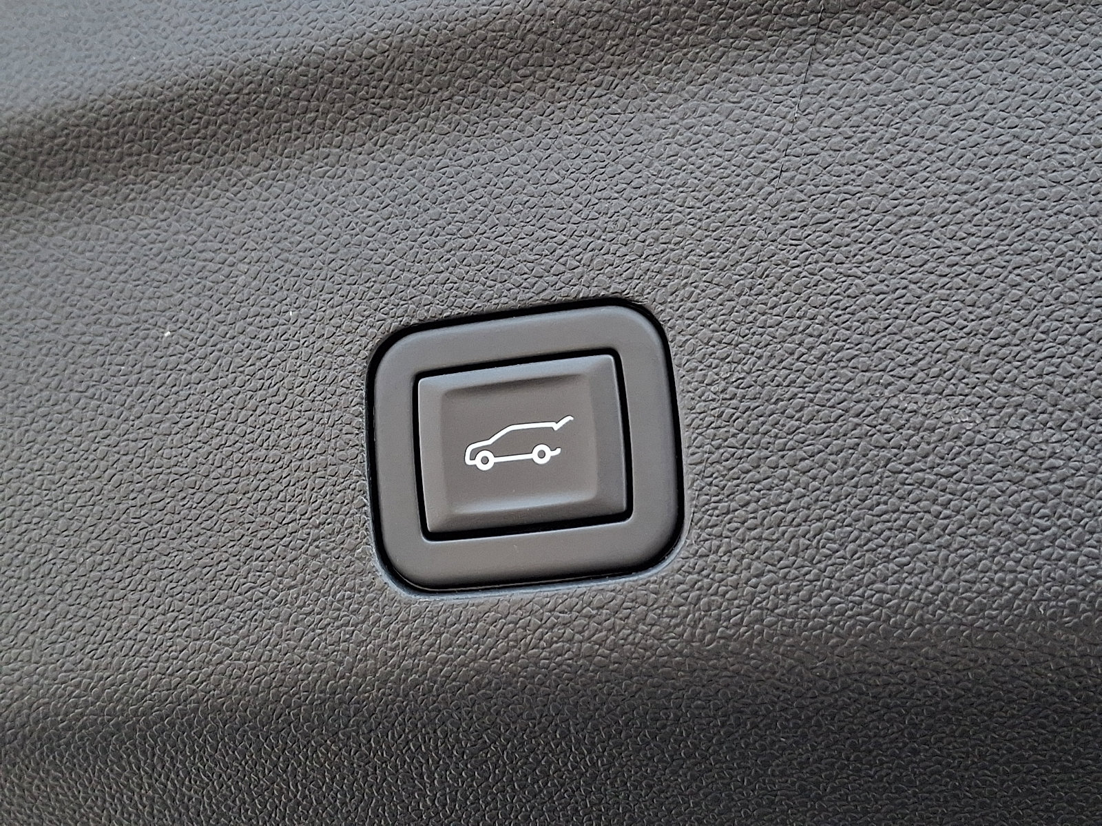 Certified 2023 Chevrolet Suburban LT image 31