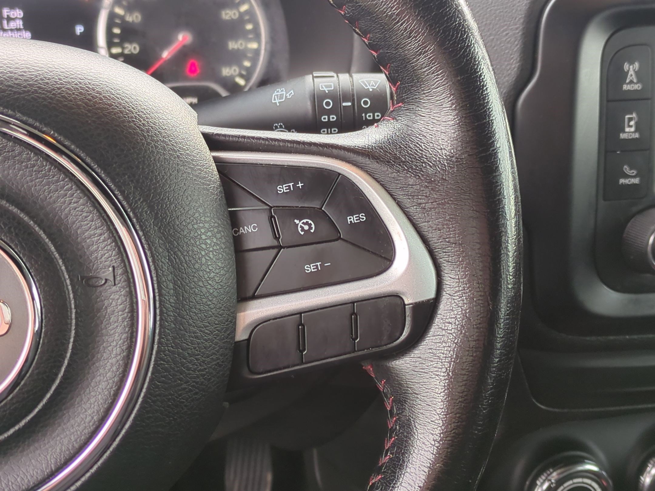 Used 2017 Jeep Renegade Trailhawk image 19