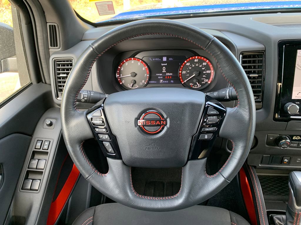 Used 2024 Nissan Frontier Pro-X w/ Technology Package image 11