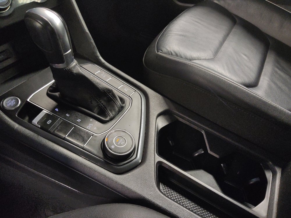 Used 2019 Volkswagen Tiguan SEL Premium image 26