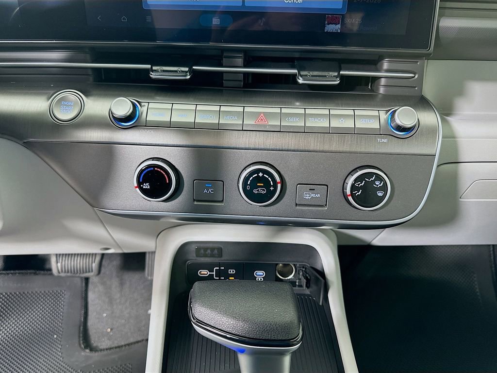 New 2026 Hyundai Kona SE image 13