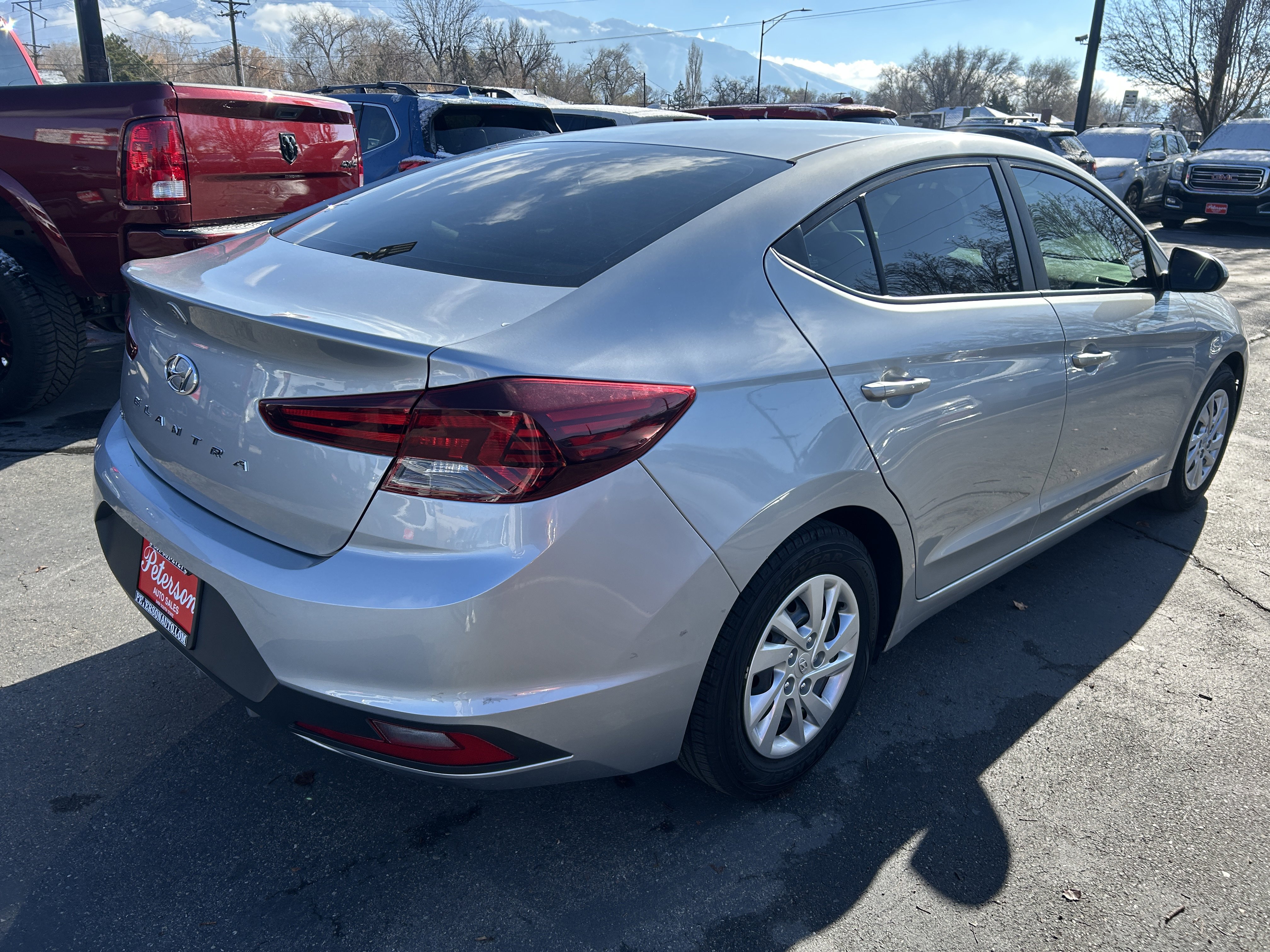 Used 2020 Hyundai Elantra SE w/ Cargo Package (C1) image 4
