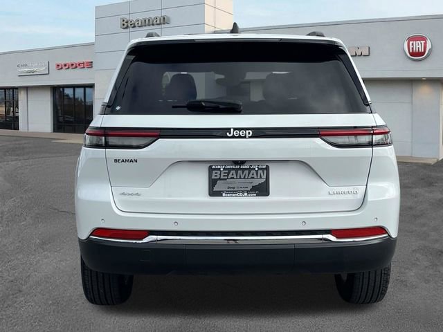 Used 2024 Jeep Grand Cherokee Laredo X AWD/4WD image 6
