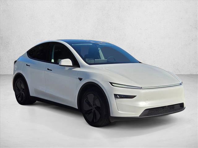 Used 2026 Tesla Model Y AWD image 3
