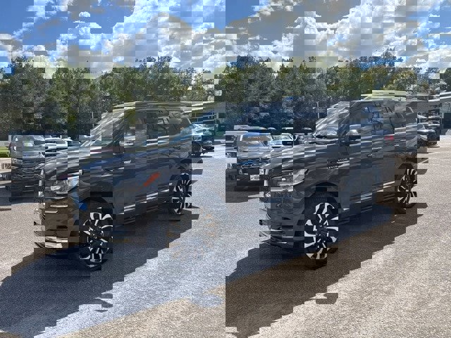 Used 2024 Lincoln Navigator Black Label image 4