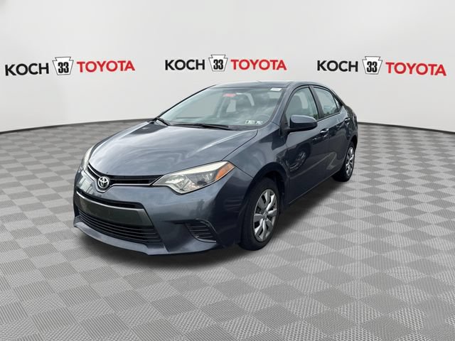 Used 2015 Toyota Corolla LE FWD image 3