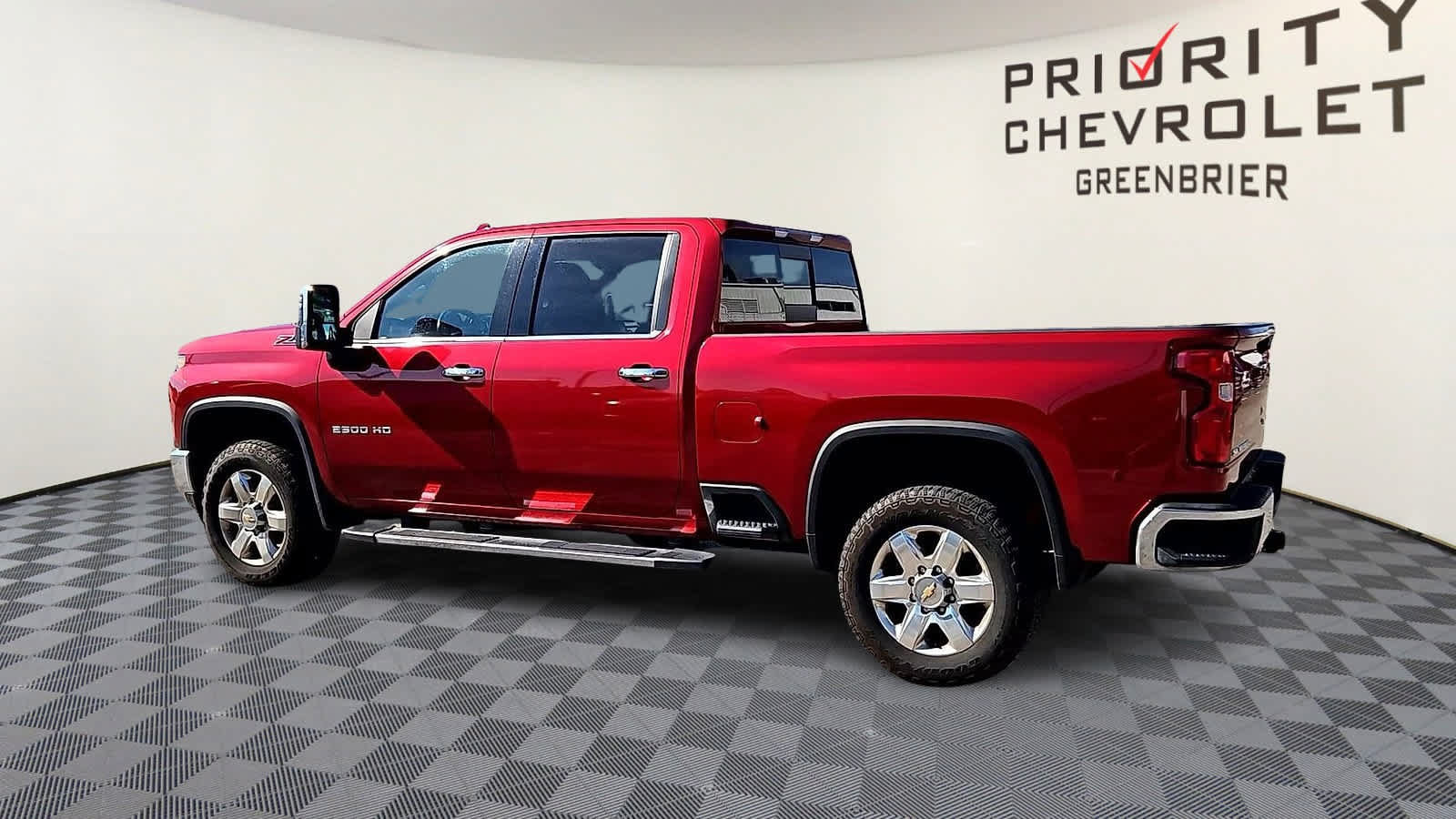 Used 2022 Chevrolet Silverado 2500 LTZ w/ LTZ Convenience Package AWD/4WD image 6