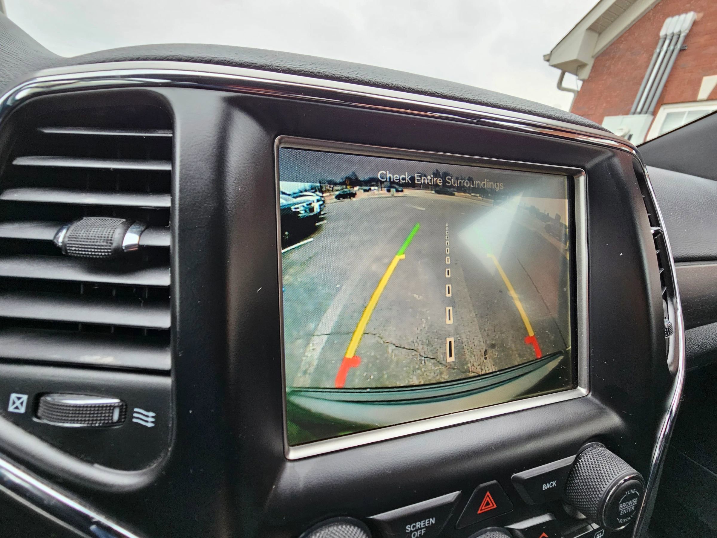 Used 2017 Jeep Grand Cherokee Altitude image 29