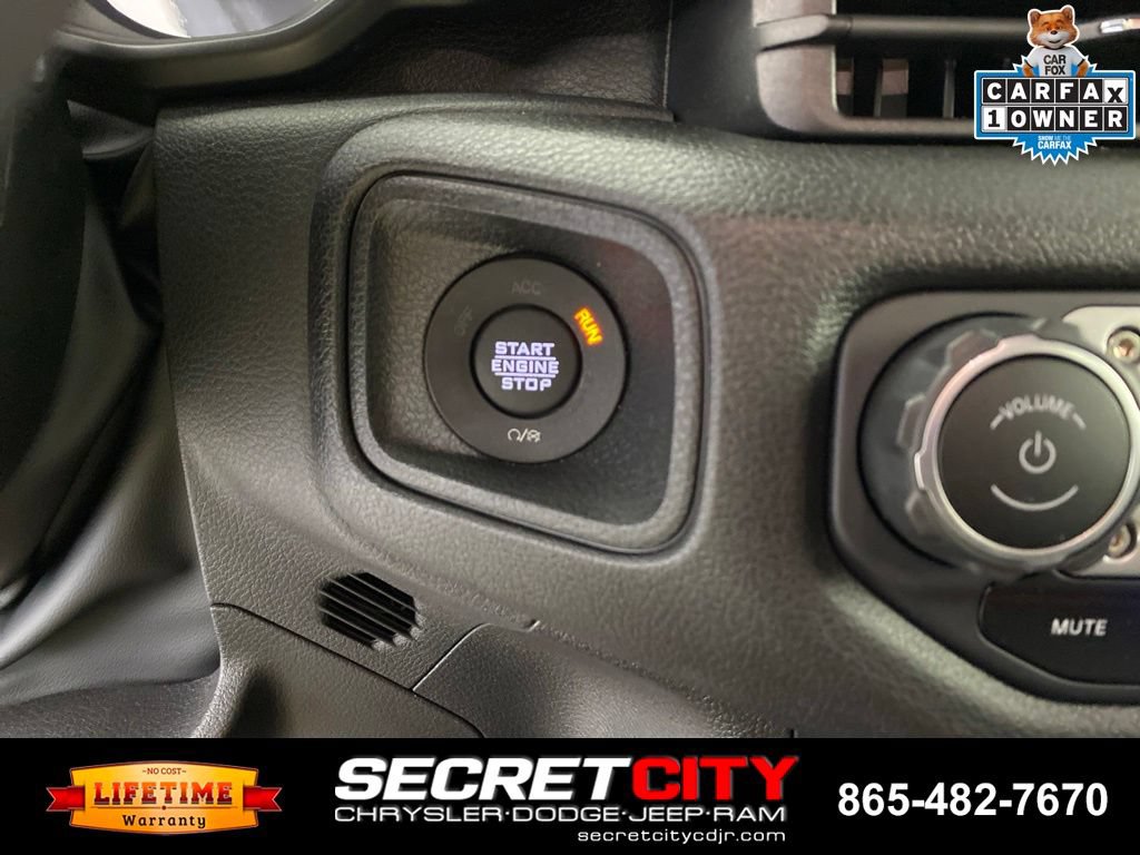 Used 2024 Jeep Wrangler Unlimited AWD/4WD image 16