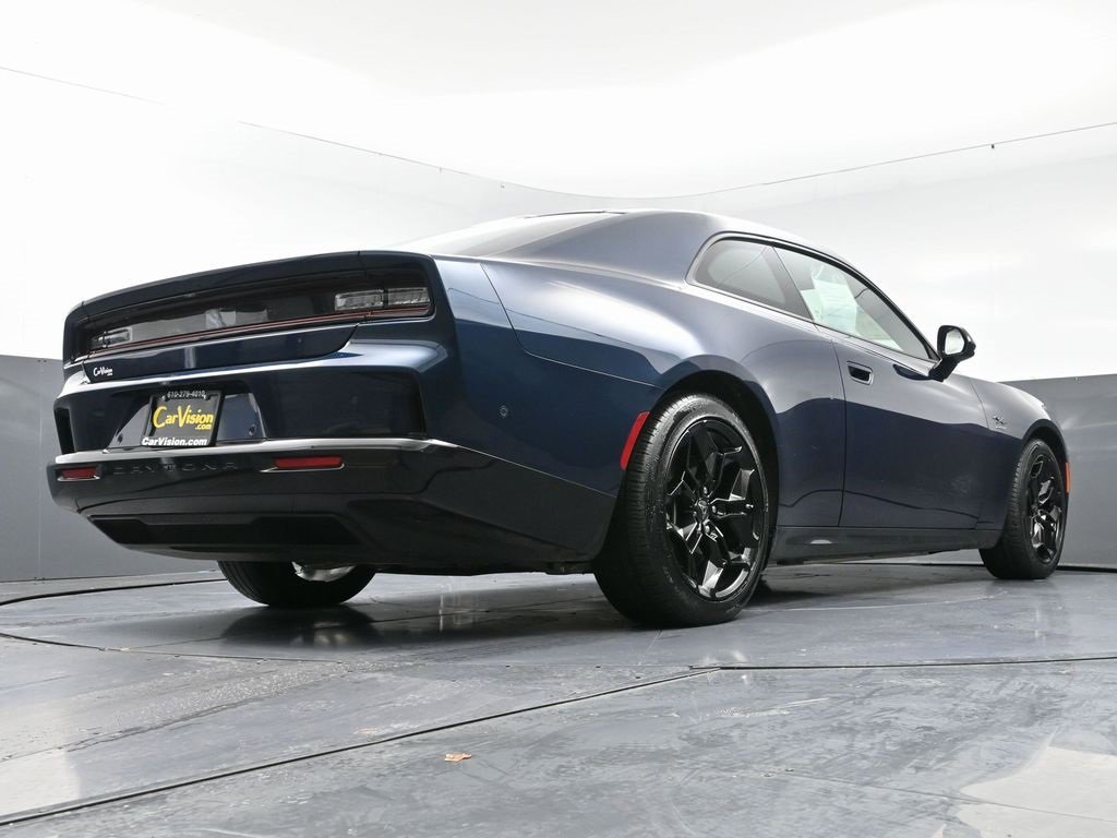 Used 2025 Dodge Charger R/T w/ Sun & Sound Package image 51