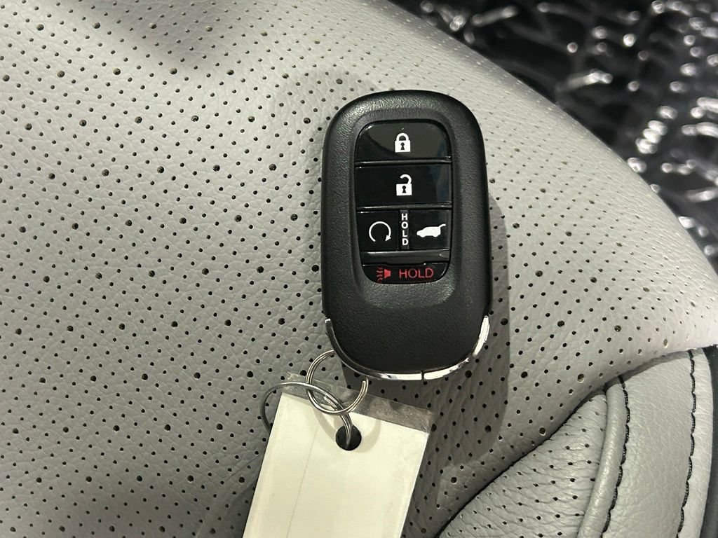 Certified 2025 Honda Pilot Elite image 31