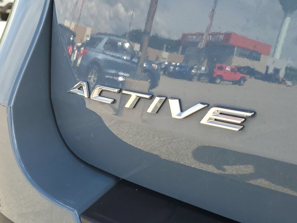 Certified 2025 Ford Explorer Active AWD/4WD image 6