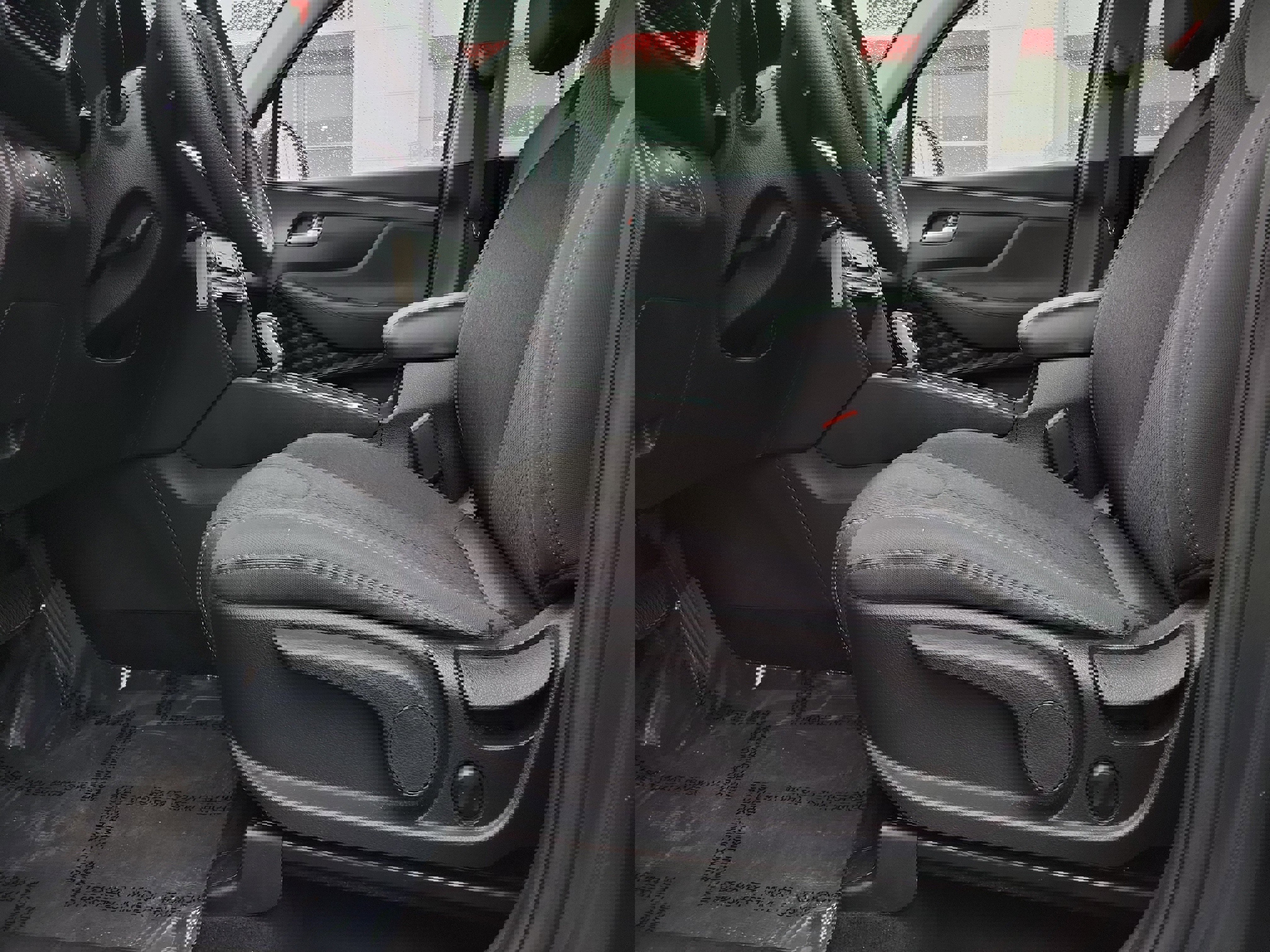 Used 2020 Hyundai Santa Fe SE image 16