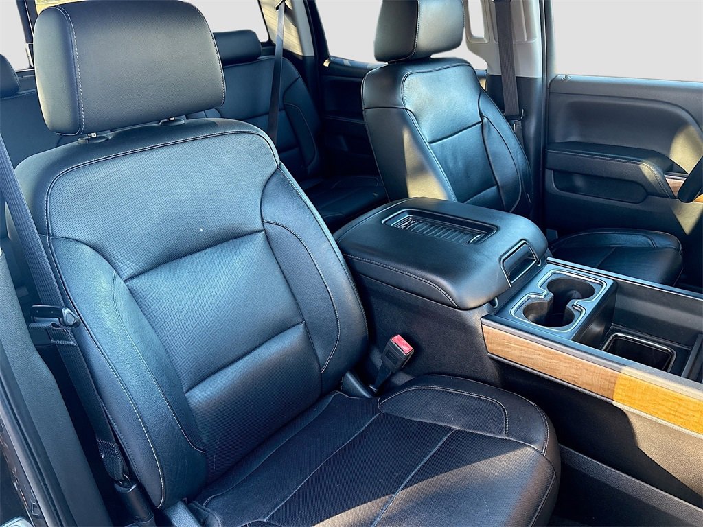 Used 2018 Chevrolet Silverado 1500 LTZ w/ Sport Package image 27