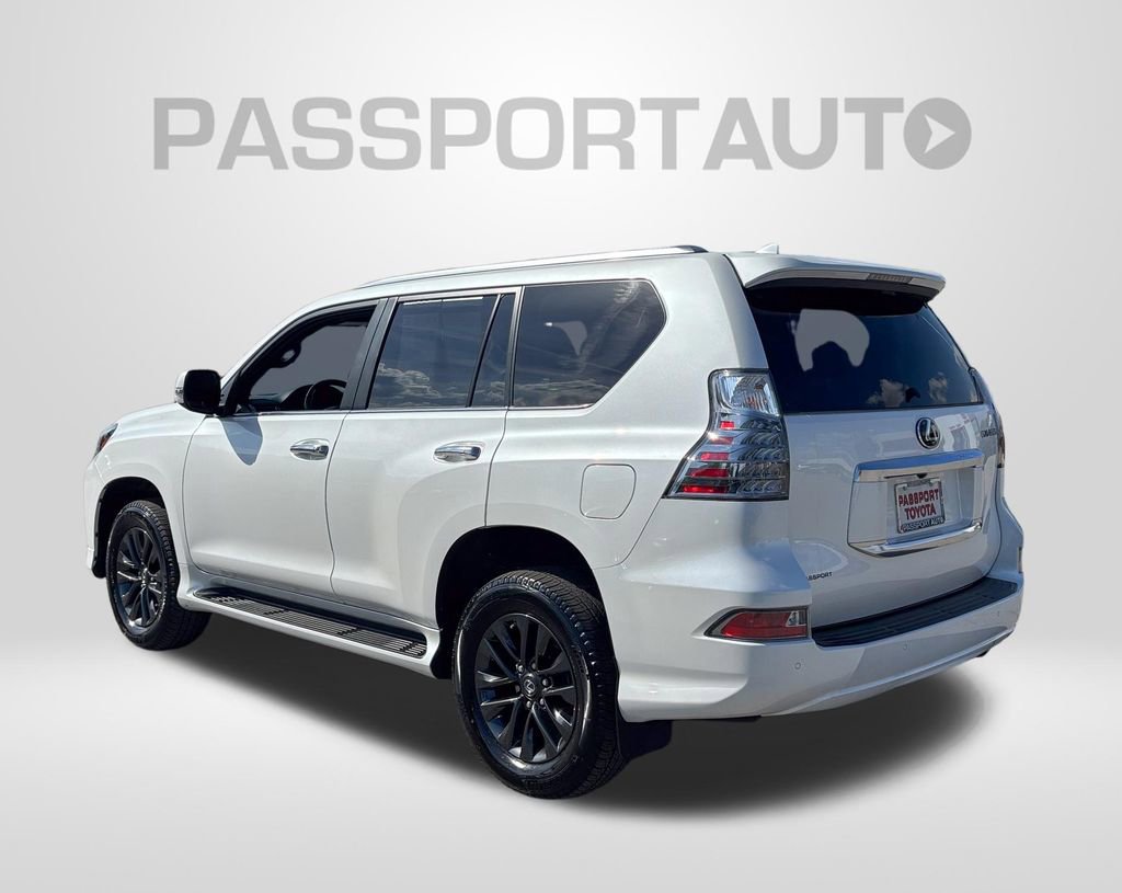 Used 2023 Lexus GX 460 Premium w/ Premium Package AWD/4WD image 4