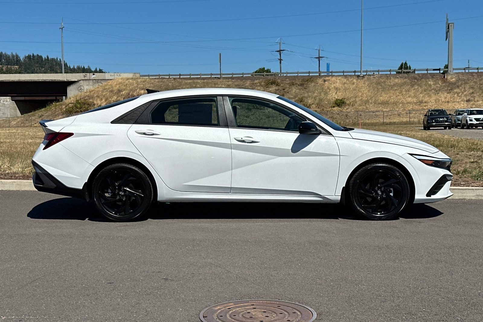 New 2026 Hyundai Elantra Sport FWD image 2