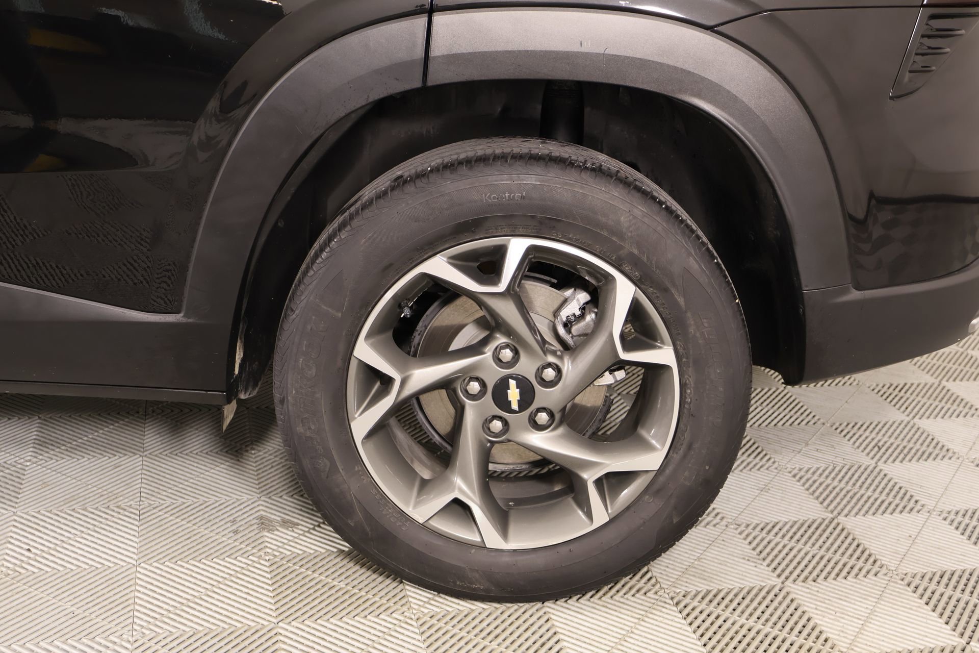 Used 2024 Chevrolet Trax LT w/ LT Convenience Package FWD image 18