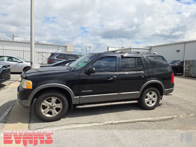 Used 2004 Ford Explorer XLT AWD/4WD image 4