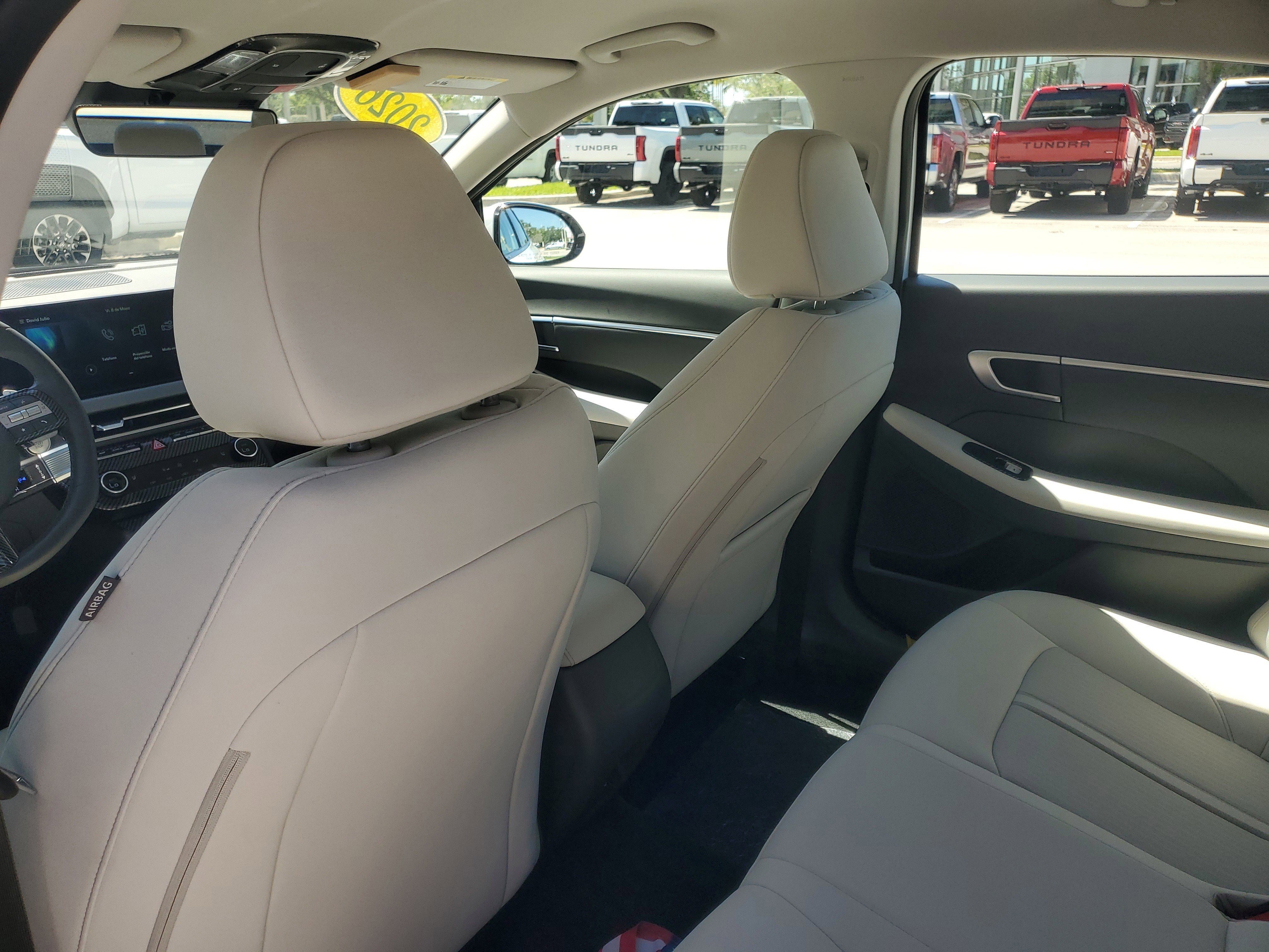 Used 2026 Hyundai Sonata SEL FWD image 12