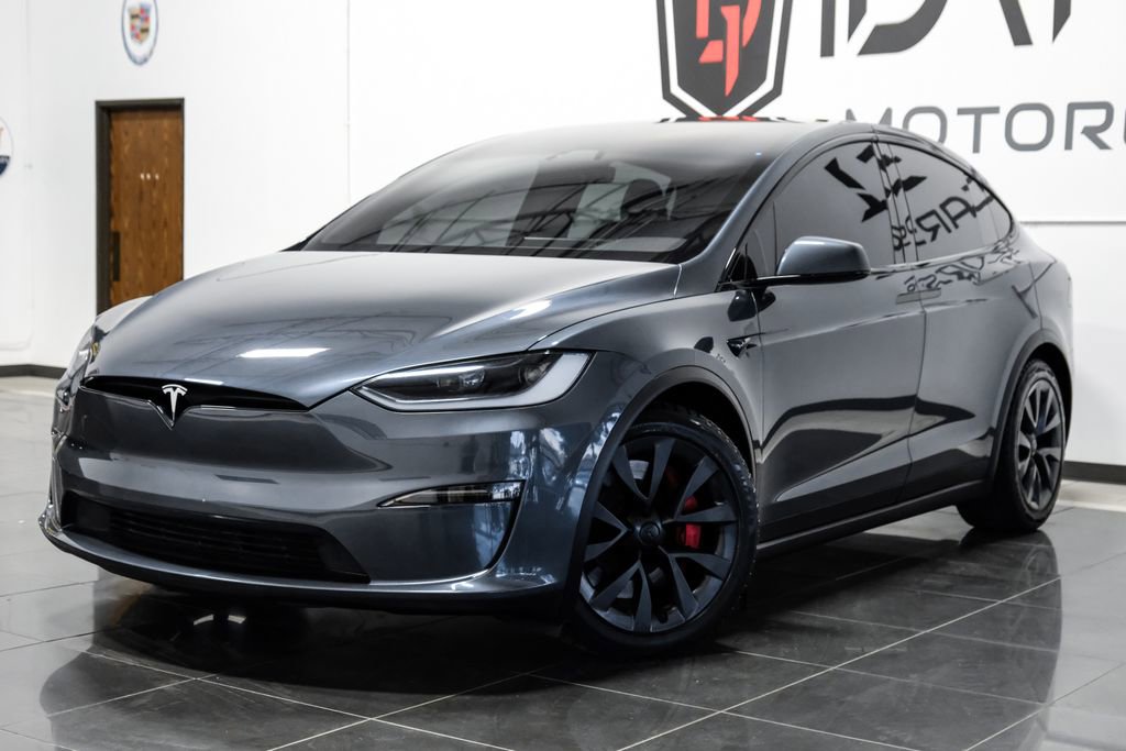 Used 2023 Tesla Model X Plaid image 8