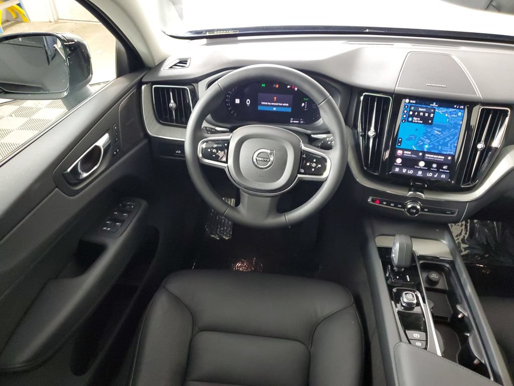 Certified 2025 Volvo XC60 T8 Plus w/ Protection Package Premier AWD/4WD image 18