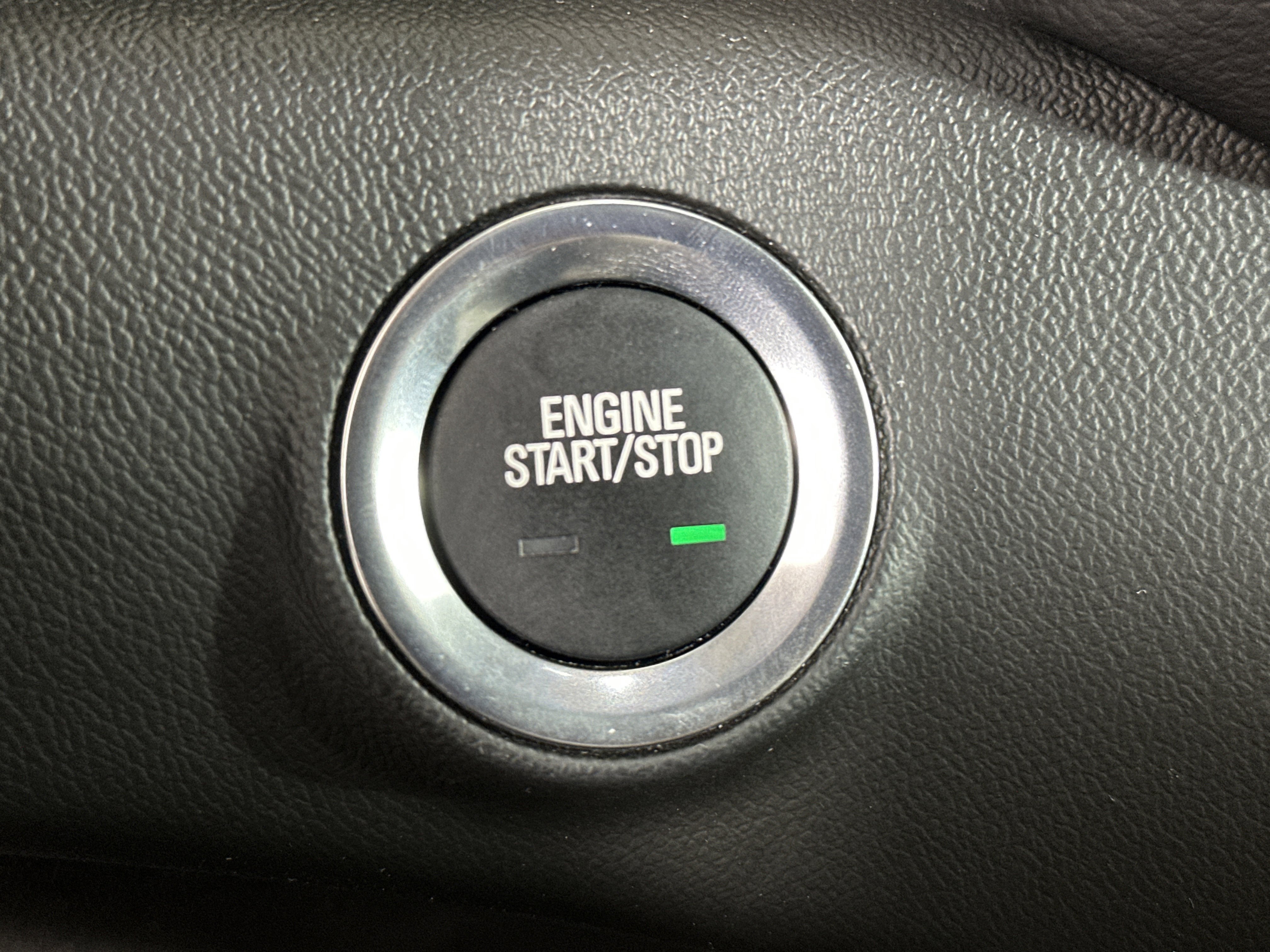 Used 2023 GMC Terrain SLE image 26