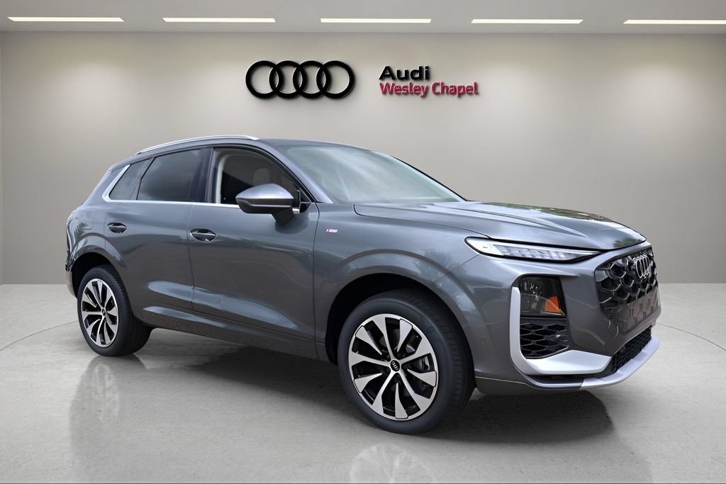 New 2026 Audi Q3 quattro 2.0T AWD/4WD image 7