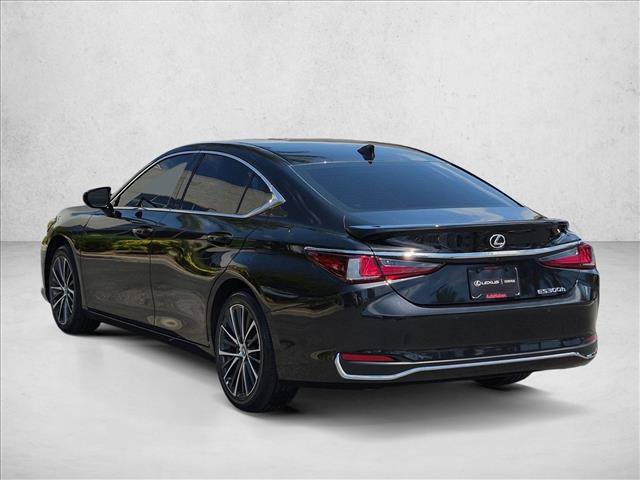 Used 2025 Lexus ES 300h w/ Premium Package FWD image 9