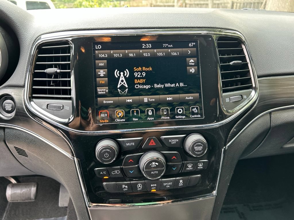Used 2022 Jeep Grand Cherokee Limited AWD/4WD image 19