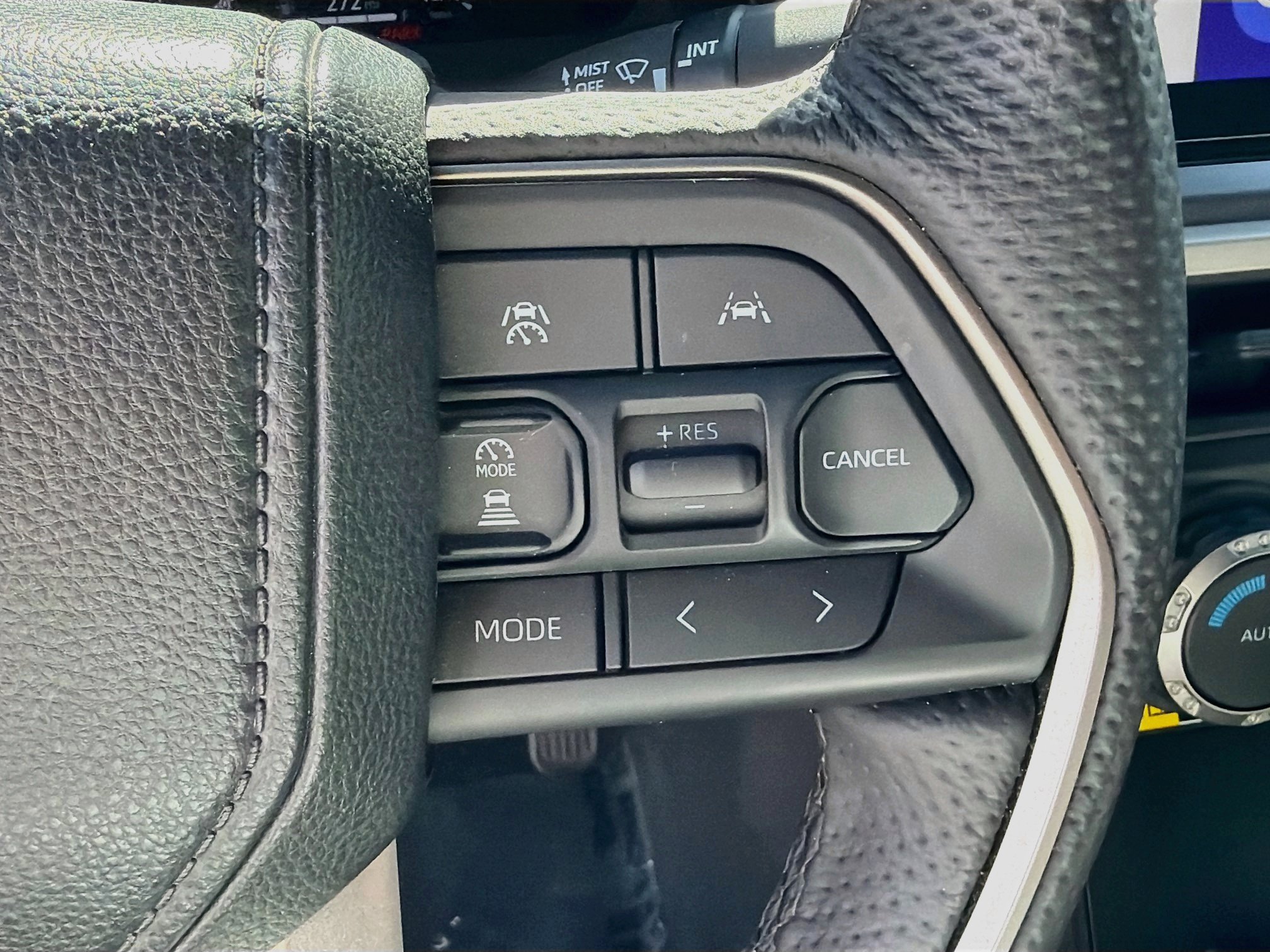 Used 2024 Toyota Tacoma TRD Off-Road w/ TRD Off Road Upgrade Package AWD/4WD image 35