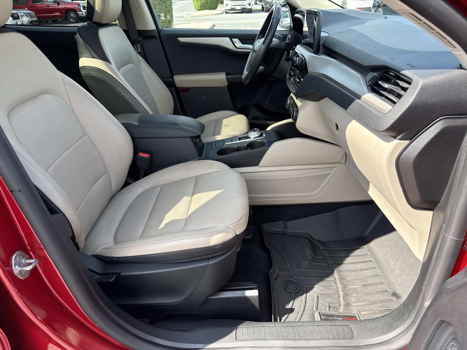 Used 2020 Ford Escape SE Sport AWD/4WD image 25