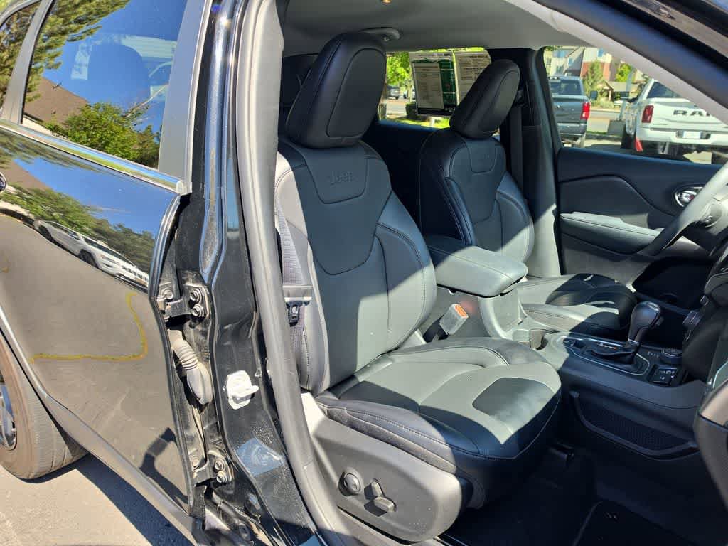 Used 2022 Jeep Cherokee Latitude Lux AWD/4WD image 23